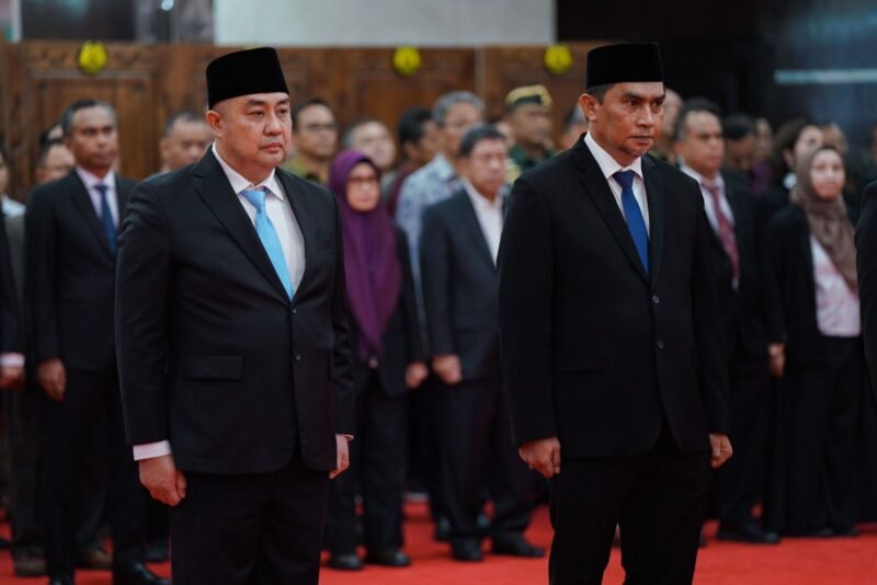 Menteri Energi dan Sumber Daya Mineral, Bahlil Lahadalia melantik Nasri sebagai Kepala Badan Pengelola Migas Aceh (BPMA) periode 2025-2029. Foto: Dok. BPPA