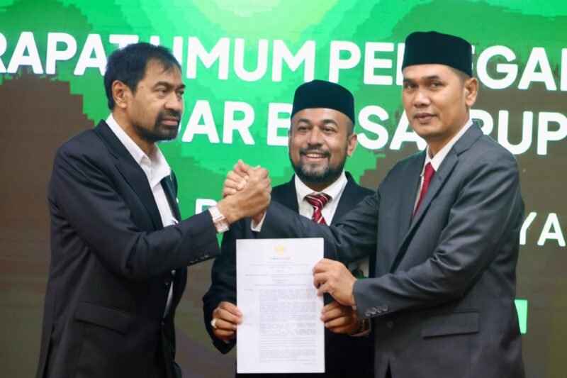 Gubernur Aceh yang akrab disapa Mualem mengatakan, keputusan penetapan jajaran komisaris dan direksi Bank Aceh Syariah, selasa (23/6/2026) 